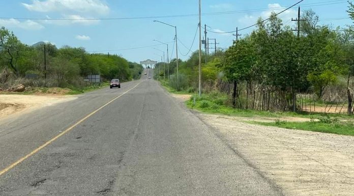 Piden automovilista rehabilitar la carretera estatal número 13