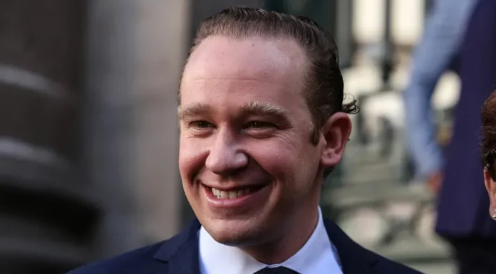 Santiago Taboada será el candidato opositor en CdMx, asegura AMLO