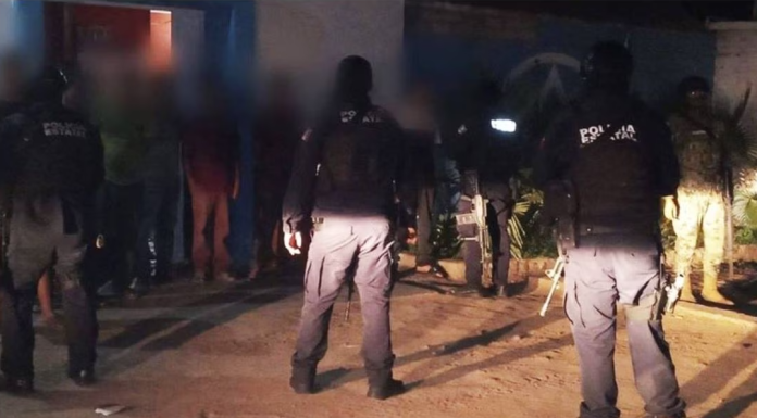 Rescatan de anexo a grupo de 39 jornaleros víctimas de trata en Angostura, Sinaloa