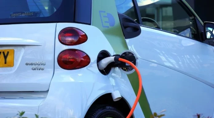 Crece venta de autos eléctricos e híbridos en Sonora