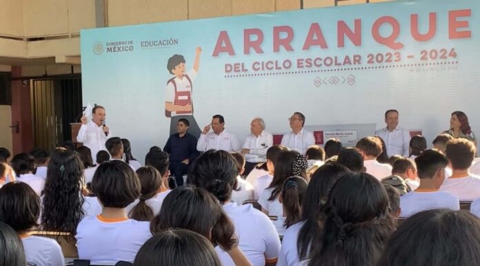 Entregará gobierno de Sonora 55 mil tablets a estudiantes de secundaria a finales de septiembre, anuncia Alfonso Durazo