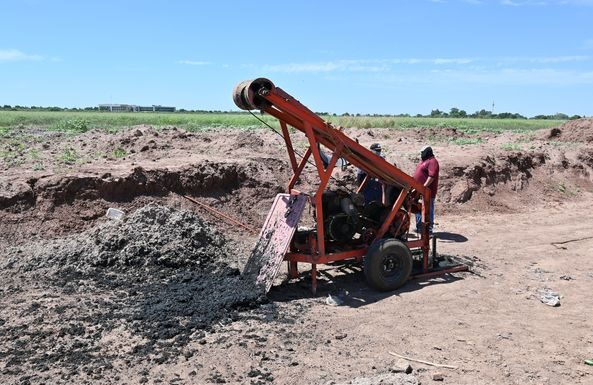 OOMAPAS DE CAJEME RETOMA EL CUBETEO COMO ACTIVIDAD ESCENCIAL DE MANTENIMIENTO DE RED HIDROSANITARIA