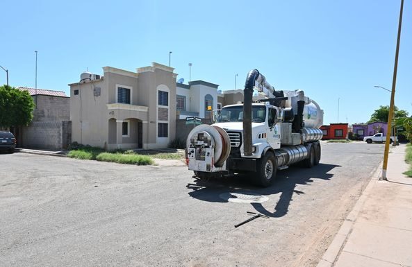 EL USO ADECUADO Y RESPONSABLE DE LA RED SANITARIA POR USUARIOS DOMÉSTICOS Y COMERCIALES AYUDA A PREVENIR DAÑOS Y DERRAMES
