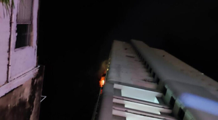 Incendio en un edificio residencial deja un muerto y 20 heridos en Tailandia