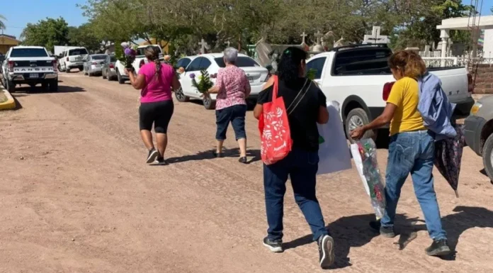 Visitaron alrededor de 100 mil cajemenses los panteones el 1 y 2 de noviembre