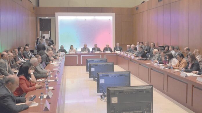 consejo-de-salubridad-general-tiene-nuevo-reglamento-f9c6c02c-focus-0-0-1300-865