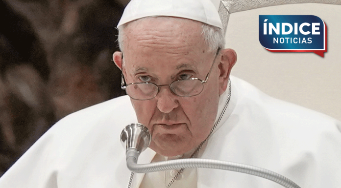 Papa Francisco «no está fuera de peligro», pero tiene mejoría: médico