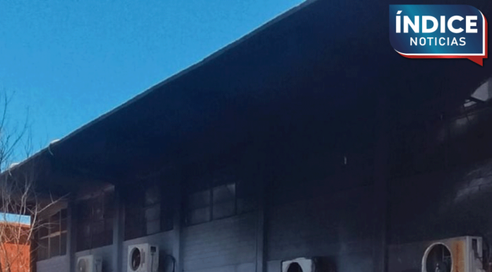 Fuerte incendio afecta escuela en Guaymas