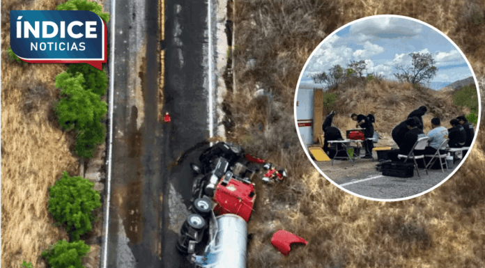 Bomberos de Hermosillo atienden derrame químico en tramo Moctezuma-Mazocahui