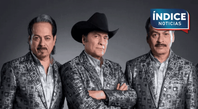 Integrante de Los Tigres del Norte sufre caída en pleno concierto