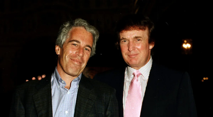 TRUMP, MÁS DE MIL VECES EN CASO EPSTEIN