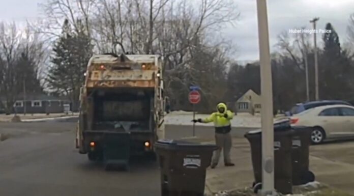 IMPACTANTE HALLAZGO EN OHIO: TRABAJADOR ENCUENTRA A PRESUNTO LADRÓN ESCONDIDO ENTRE LA BASURA