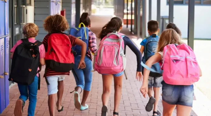 SEP CONFIRMA TRES PUENTES ESCOLARES EN MAYO 2026