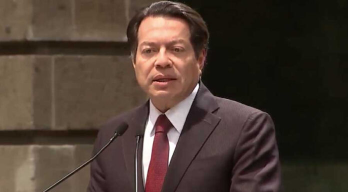 SHEINBAUM ANUNCIA AUMENTO SALARIAL DEL 9% PARA MAESTROS EN 2026