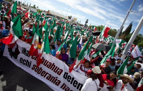 MORENA REALIZA MARCHA CONTRA MARU CAMPOS EN CHIHUAHUA