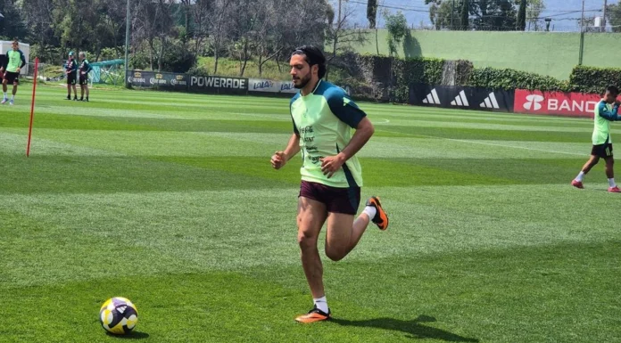 RAÚL JIMÉNEZ: DE ESTAR CERCA DEL RETIRO A VOLVER COMO LÍDER DE LA SELECCIÓN MEXICANA