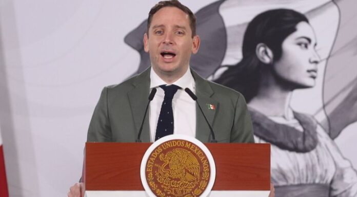 MEDICAMENTOS GRATIS A DOMICILIO EN 2027 PARA ADULTOS MAYORES; ASÍ FUNCIONARÁ EL NUEVO PROGRAMA DE SALUD