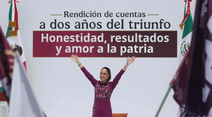 SHEINBAUM LLAMA A DEFENDER LA SOBERANÍA DESDE EL MONUMENTO A LA REVOLUCIÓN