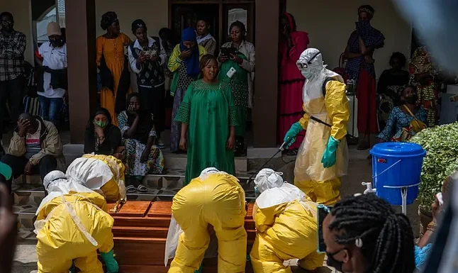 OMS ALERTA POR EXPANSIÓN DEL ÉBOLA EN CONGO Y TEME MILES DE CASOS SIN DETECTAR
