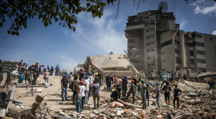 NUEVO SISMO SACUDE A VENEZUELA MIENTRAS CONTINÚAN LAS LABORES DE RESCATE