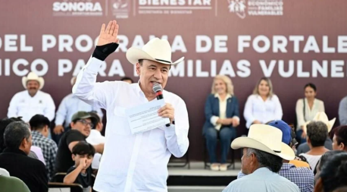 DURAZO CONCLUYE ENTREGA DE APOYOS ECONÓMICOS A FAMILIAS VULNERABLES DEL SUR DE SONORA