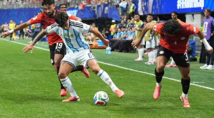 FIFA RESPALDA A SUS ÁRBITROS TRAS LAS ACUSACIONES DE EGIPTO POR EL DUELO ANTE ARGENTINA