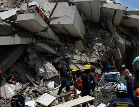 SUPERAN LOS 4 MIL 500 FALLECIDOS POR TERREMOTOS EN VENEZUELA; EQUIPO MEXICANO RECUPERÓ 92 CUERPOS