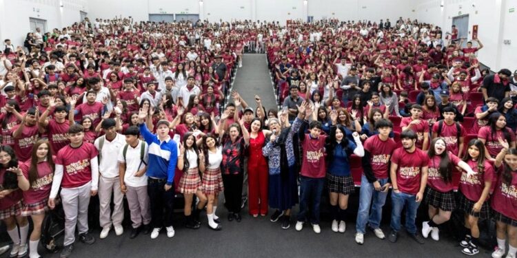 Inspira Gobierno de Sonora a juventudes con conferencias en Mentes en Movimiento