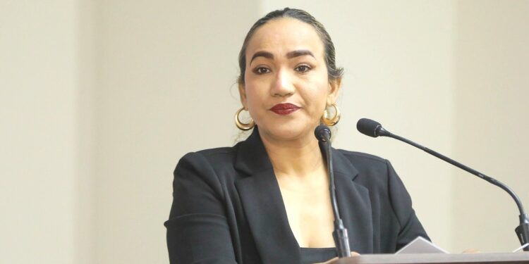 Aprueba Congreso de Sonora por unanimidad iniciativa de Claudia Bours para tipificar el acecho como delito