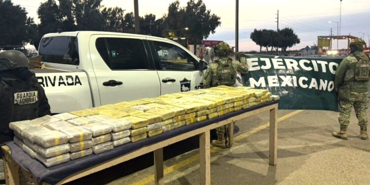 Mesa Estatal de Seguridad: Ejército Mexicano, asegura 165 kilos de cocaína en SLRC