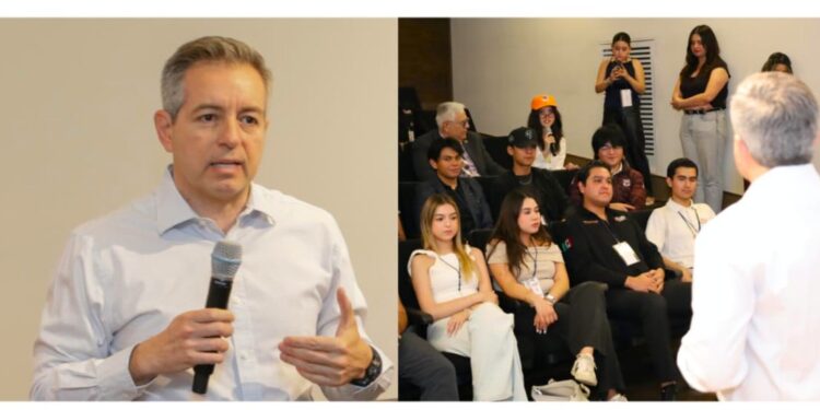 Dialoga Omar Del Valle Colosio con jóvenes sobre cuidado del agua