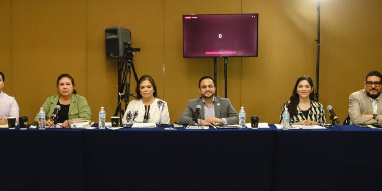 Comisión del Congreso de Sonora entrevista a 29 aspirantes a la presidencia de la CEDH
