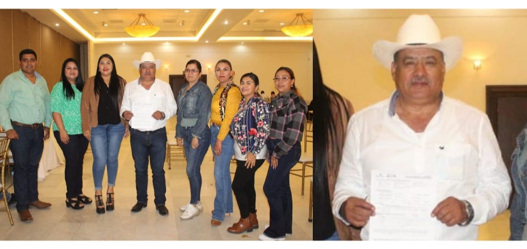 SE REGISTRA SERGE ENRIQUEZ ANTE EL (IEE y PC) POR LA ALCALDÍA DE BÁCUM, LO ACOMPAÑÓ SU PLANILLA