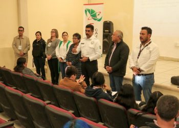 LLEVAN PROGRAMA POLICÍA COMUNITARIO A PREPARATORIA CECYTE