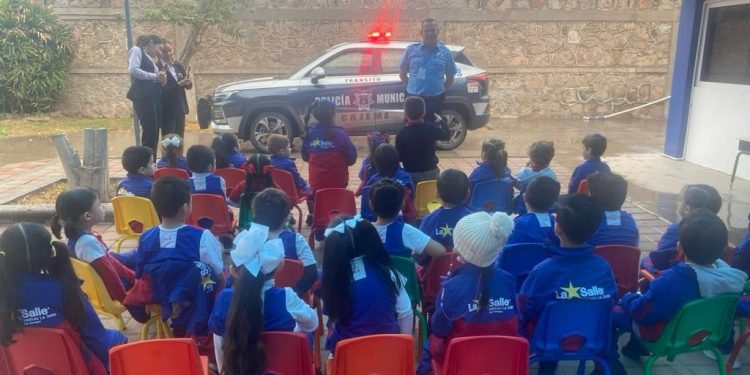 BRINDA TRÁNSITO MUNICIPAL PLÁTICA SOBRE EDUCACIÓN VIAL A NIÑAS Y NIÑOS DE PREESCOLAR