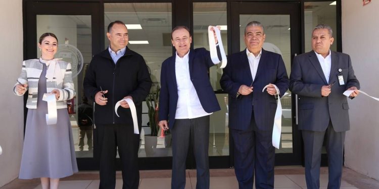 INAUGURA GOBERNADOR DURAZO NUEVAS INSTALACIONES DE LAS FISCALÍAS DE DELITOS ELECTORALES Y ANTICORRUPCIÓN