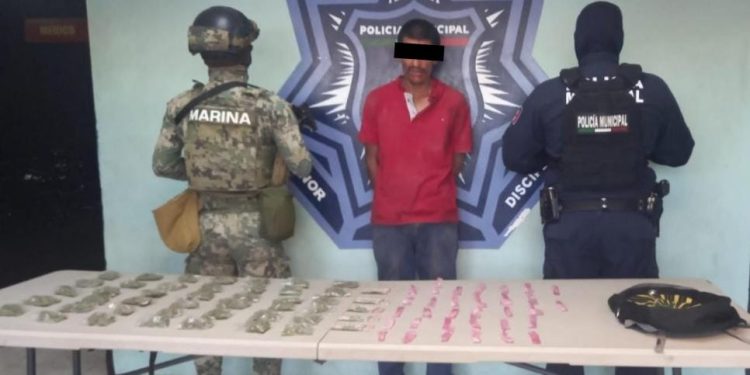 CAPTURA SSPM Y MARINA A HOMBRE CON DOSIS DE CRISTAL Y MARIHUANA