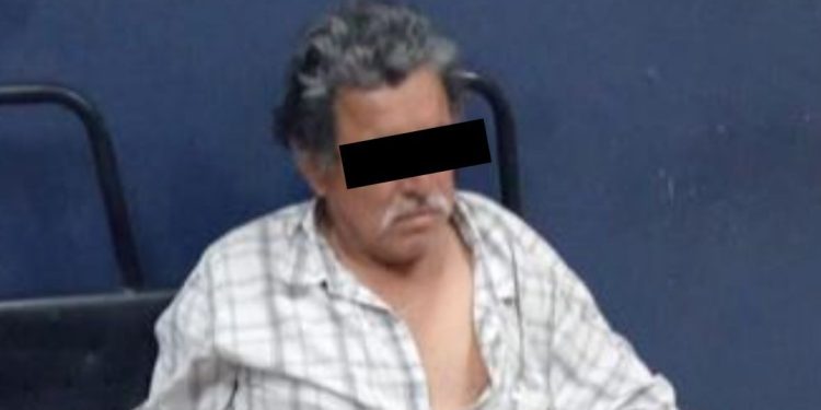 ELEMENTOS UMAV APREHENDEN A UN SUJETO POR VIOLENCIA FAMILIAR