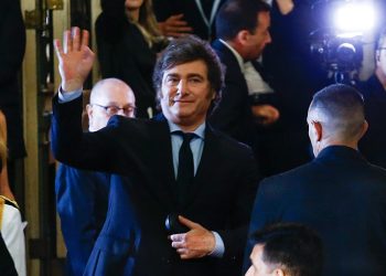 POLÉMICA EN ARGENTINA POR LA SUBIDA DE SU SUELDO Y EL DEL RESTO DEL EJECUTIVO DE MILEI