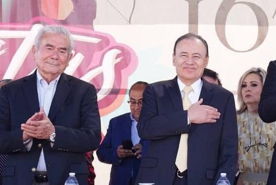 Atestigua gobernador desfile conmemorativo del 167 aniversario de la gesta heroica de Caborca