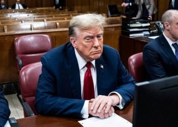 Trump se sienta en el banquillo del primer juicio penal a un expresidente de EE.UU.