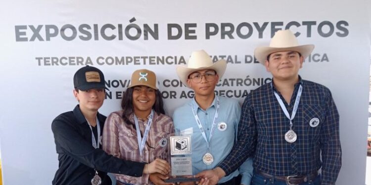 RINDE GOBIERNO MUNICIPAL DE CAJEME HOMENAJE PÓSTUMO A LUIS MIGUEL CASTRO ACOSTA