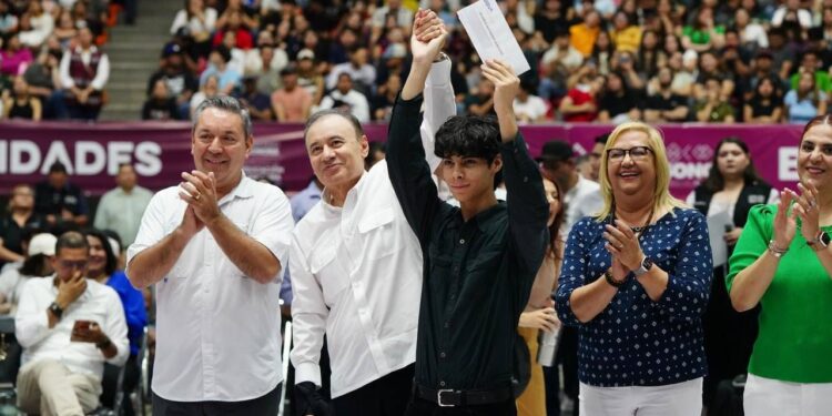 RINDE GOBIERNO MUNICIPAL DE CAJEME HOMENAJE PÓSTUMO A LUIS MIGUEL CASTRO ACOSTA