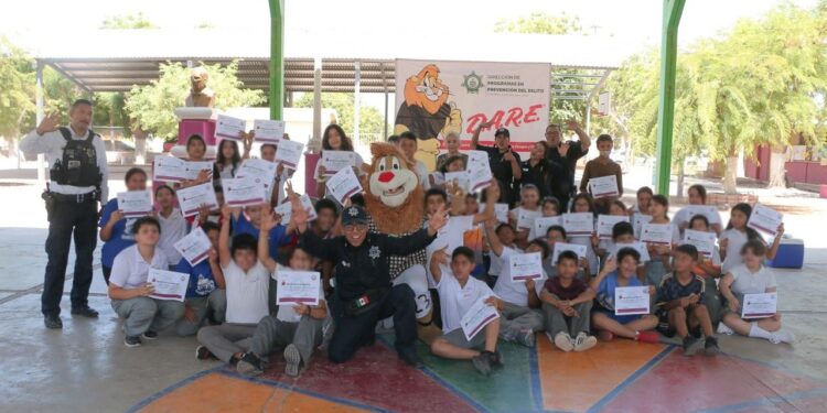 CELEBRA SSPM GRADUACIÓN DE NIÑAS Y NIÑOS DEL PROGRAMA DARE
