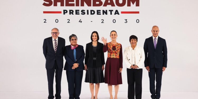 ”ESTE ES EL GRAN EQUIPO QUE PRESENTAMOS HOY”: CLAUDIA SHEINBAUM ANUNCIA SEGUNDA PARTE DE SU GABINETE