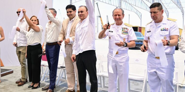 Relanza Gobernador Durazo al Puerto de Guaymas como epicentro logístico y comercial