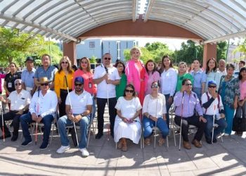 REALIZAN CAMINATA POR EL DÍA MUNDIAL DEL BASTÓN BLANCO