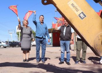 AYUNTAMIENTO DE CAJEME, REALIZA OBRAS DE PAVIMENTACIÓN EN COL. VILLA FONTANA