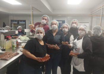 REALIZAN TALLER PARA ELABORACIÓN DE CHORIZO