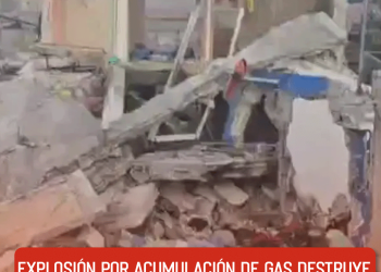 Explosión por acumulación de gas destruye casa y deja varios heridos en Puebla